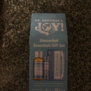 Unscented Essentials Gift Set - Light Blue